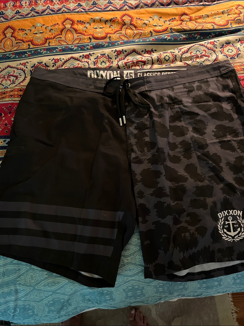 Dixxon‎ Mens Board Shorts 46 Black Grey Leopard Print Split Design The Gnar Surf